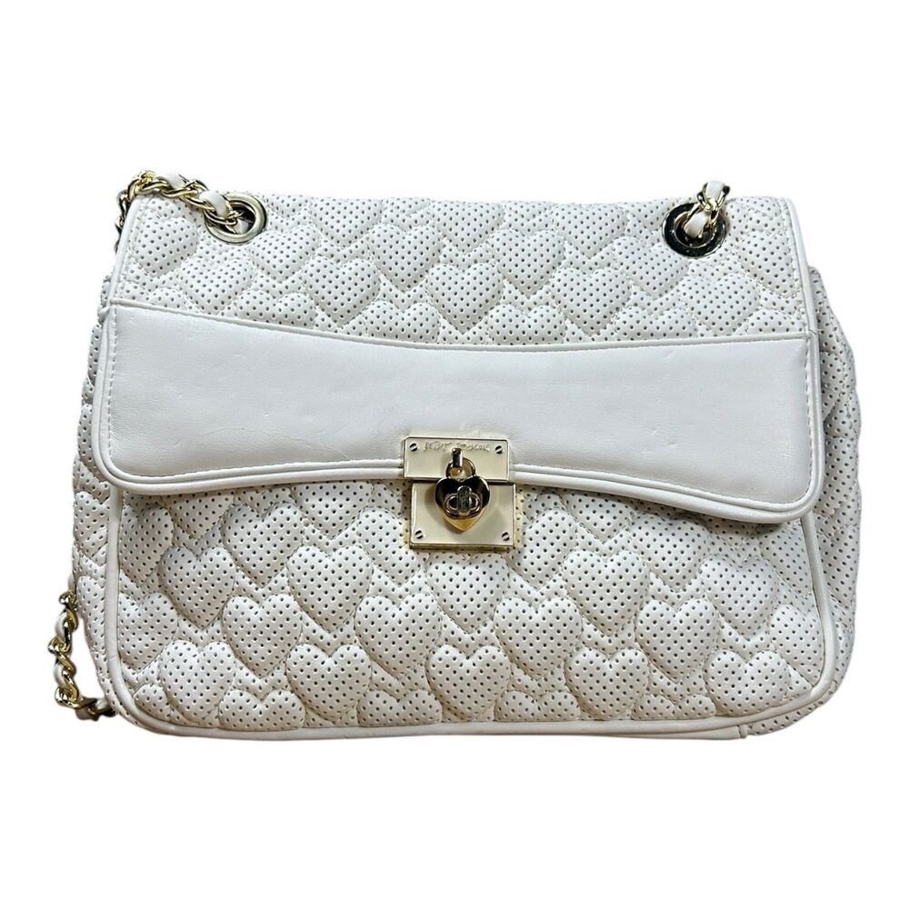 Betsey Johnson White Heart Quilted Perforated Flap Bag Gold Chain NWT Defect
